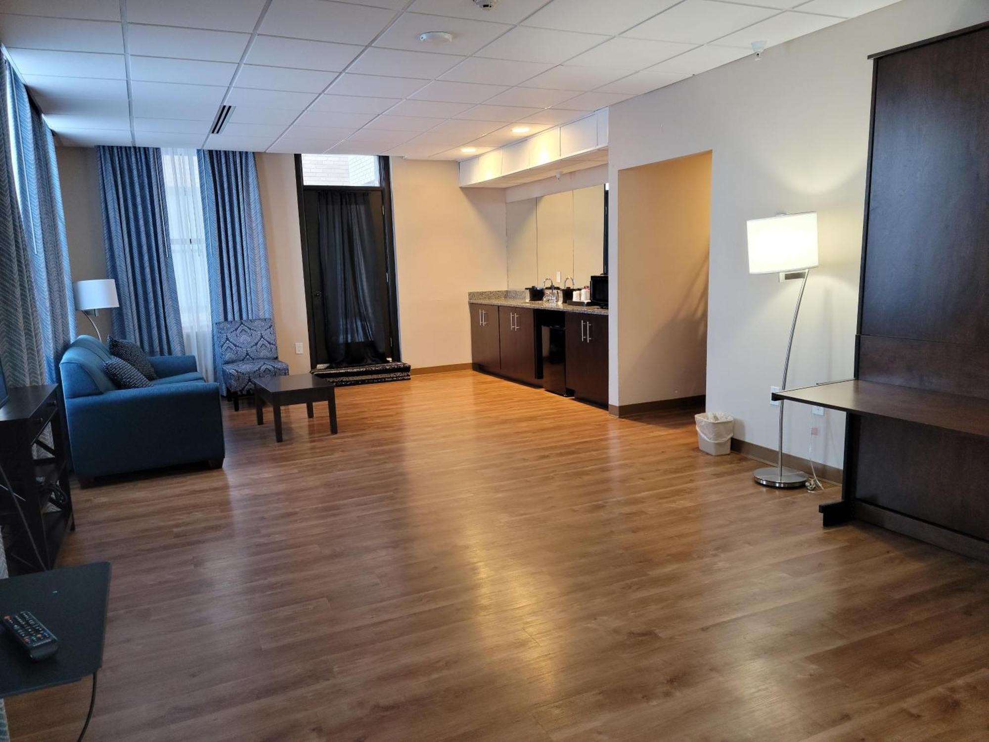 Ariel Broadway Hotel Lorain 外观 照片
