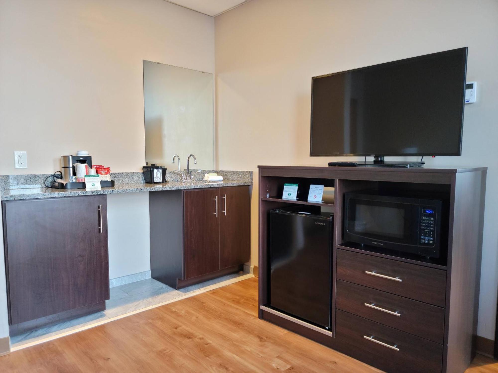 Ariel Broadway Hotel Lorain 外观 照片